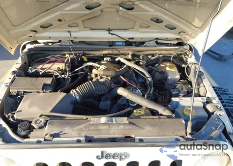 2011 Jeep Wrangler Unlimited Sport z USA, uszkodzony, nr VIN 1J4BA3H15BL595976